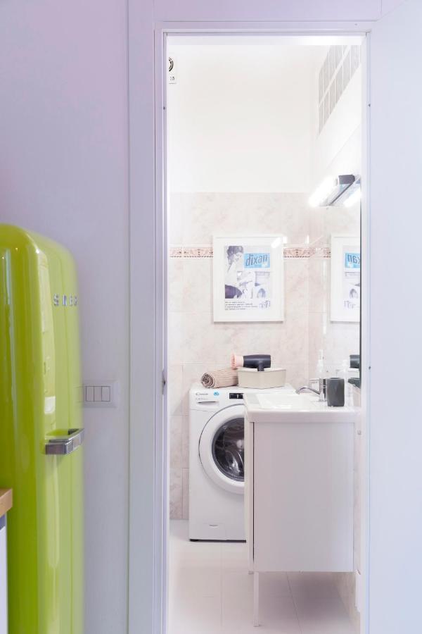 Xenia Apartments - Stylish Colorful Apt- Upbeat & Well-Connected Area Milan Exterior photo